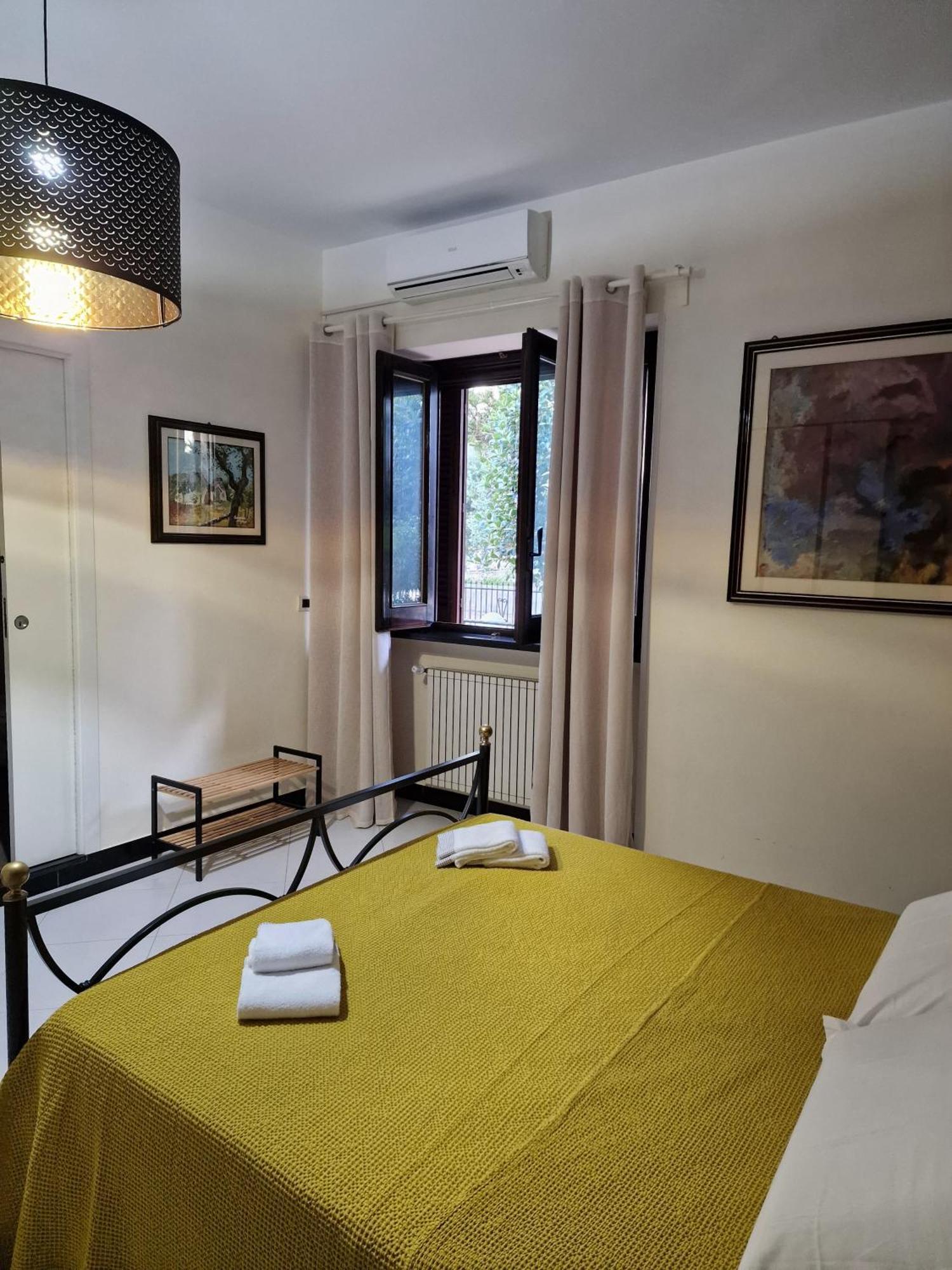 Mediterraneo B&B 蒙塔尔巴诺 外观 照片